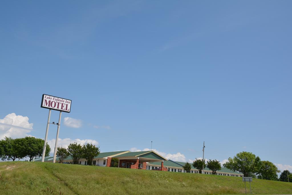 Lake Eufaula Inn & Suites Checotah Екстер'єр фото
