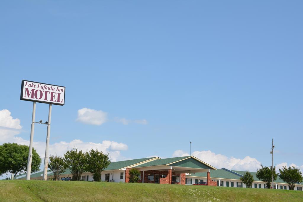 Lake Eufaula Inn & Suites Checotah Екстер'єр фото