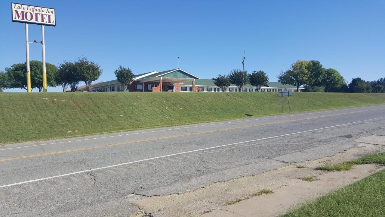 Lake Eufaula Inn & Suites Checotah Екстер'єр фото